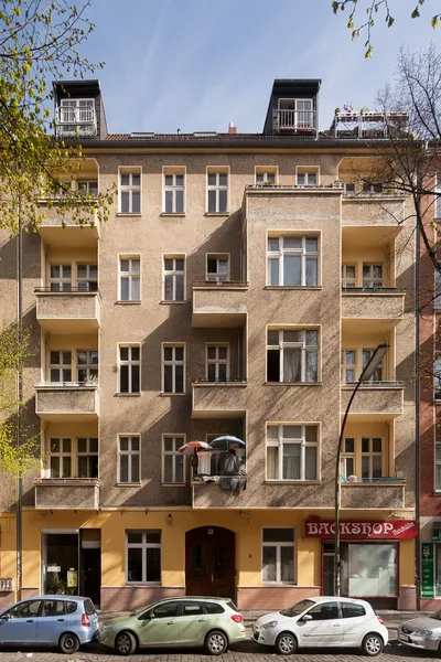 Charmante 1-Zimmer-Wohnung in attraktiver Lage nahe dem Reuterkiez — photo 1